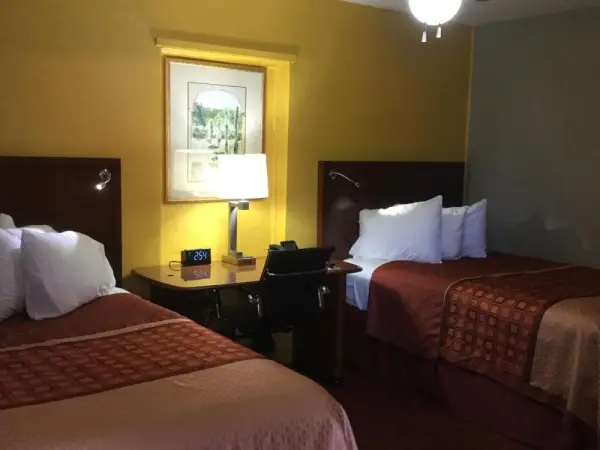 Ellijay Inn - Downtown Ellijay 10